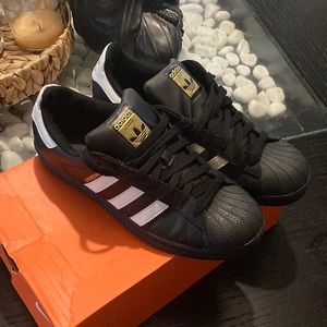 Adidas Black Superstars